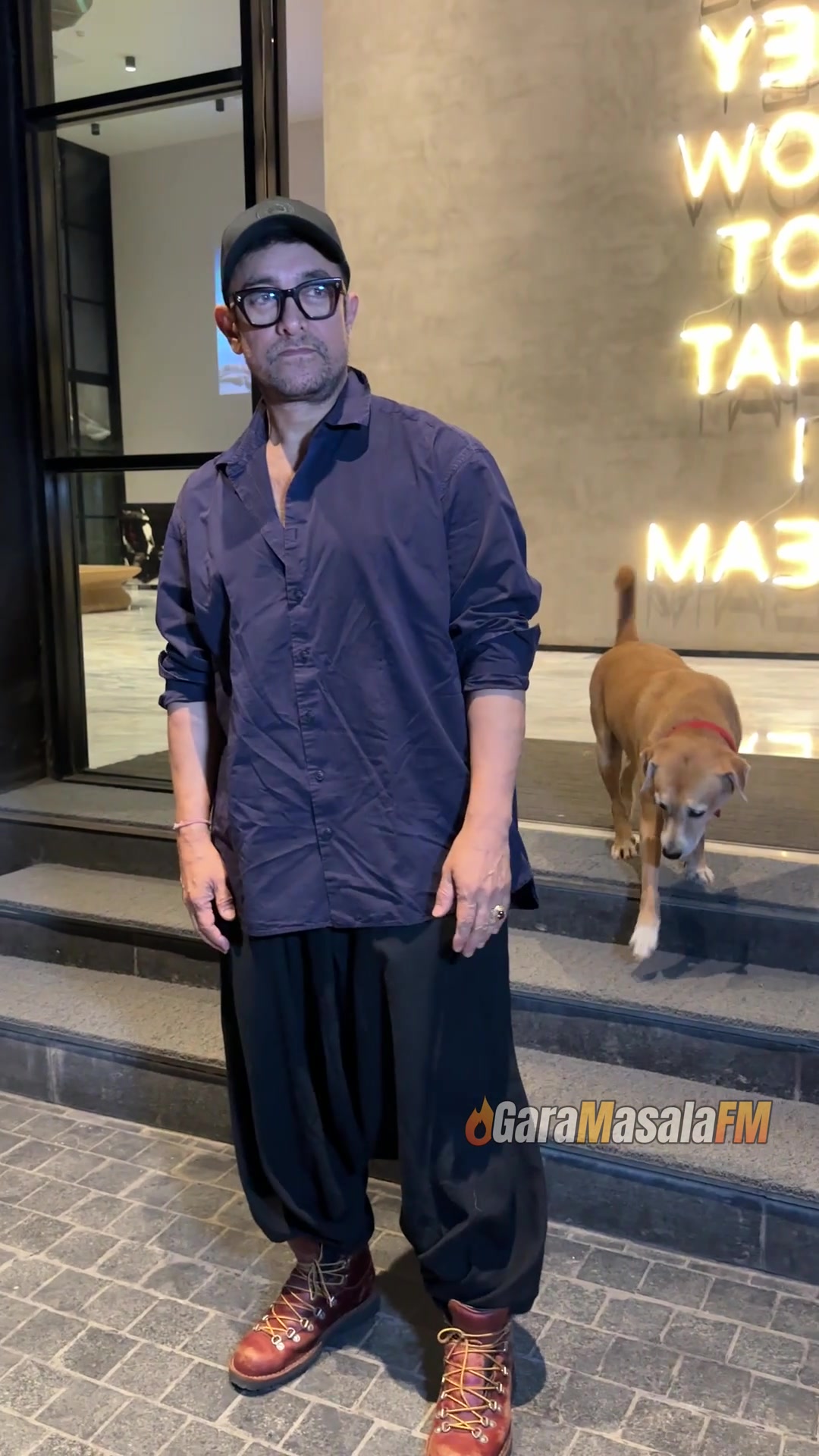Aamir Khan spotted at Excel Entertainment Office, photo 1 of 10