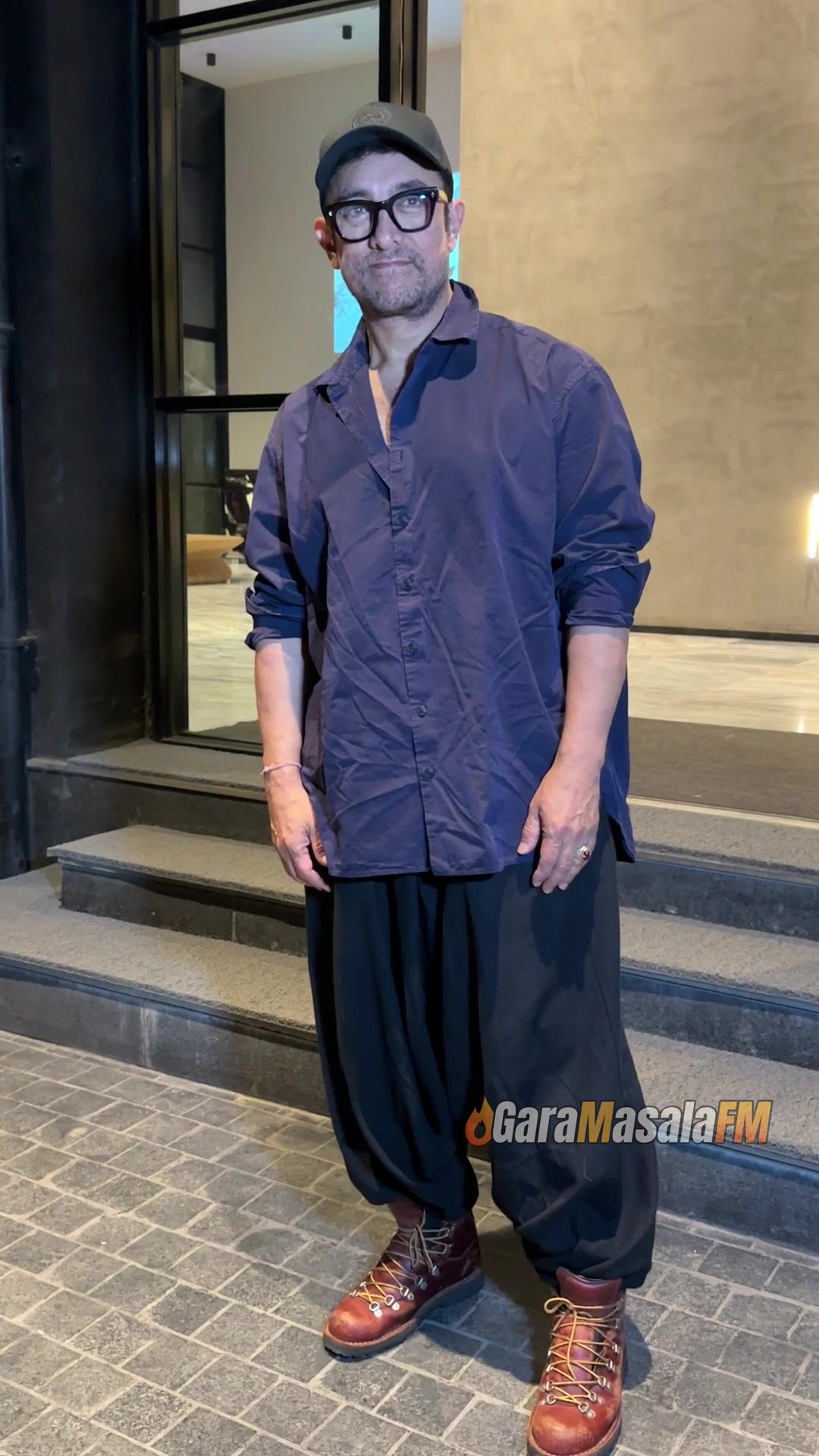 Aamir Khan spotted at Excel Entertainment Office, photo 4 of 10