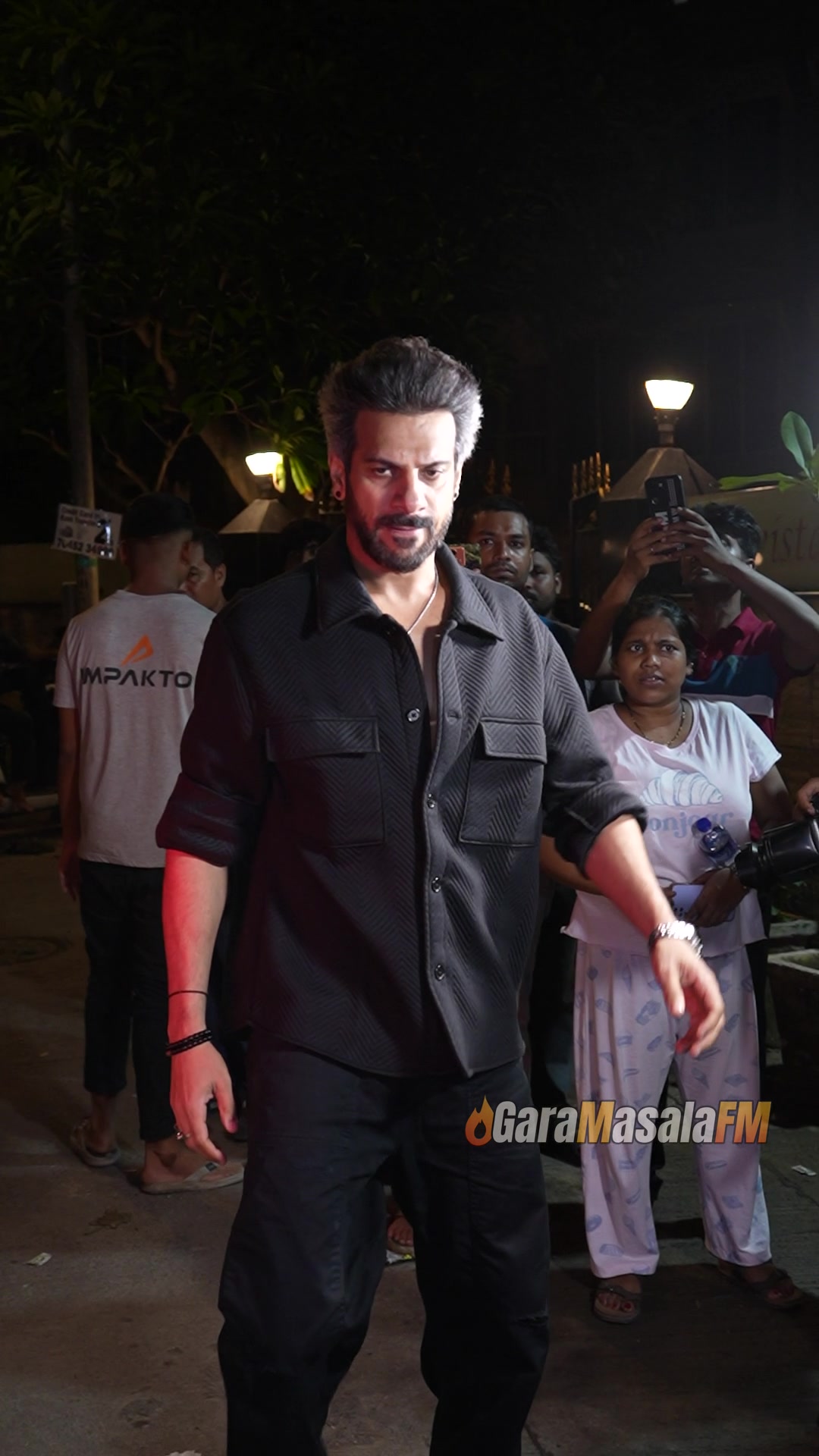 Karan Veer Mehra at Karan Wahi Product Lauch Party, photo 1 of 10