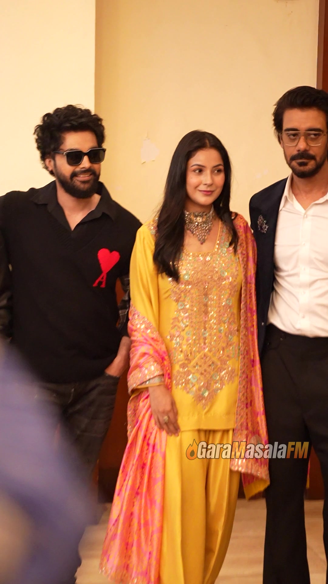 Shehnaaz Gill, Saurabh Sachdeva, Anjum Batra and Jay Randhawa photographed by paparazzi