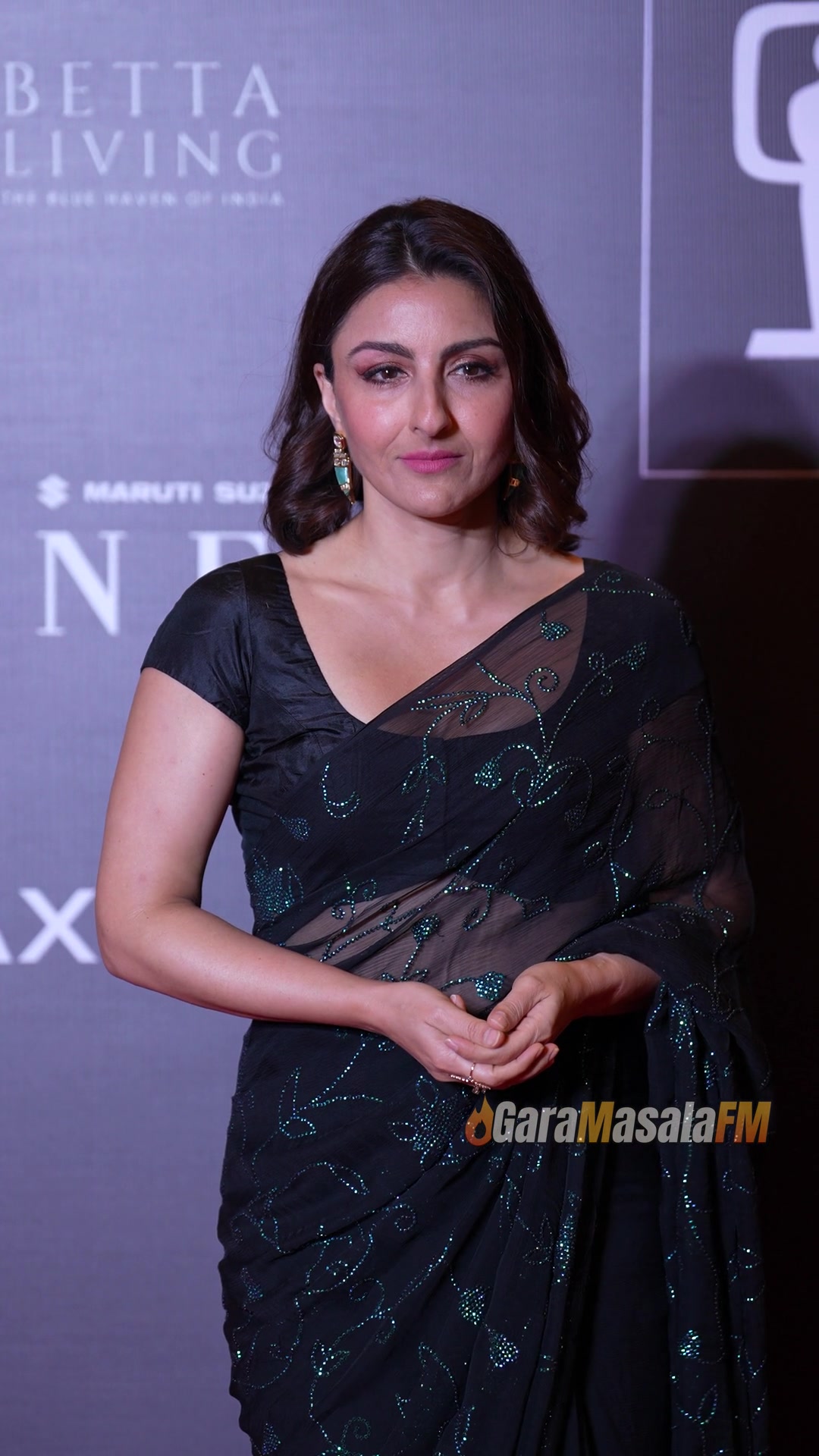 Soha Ali Khan photographed by paparazzi at the Nexa Streaming Awards 2026
